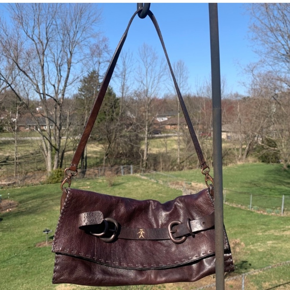 Henry Beguelin leather handbag made in Italy